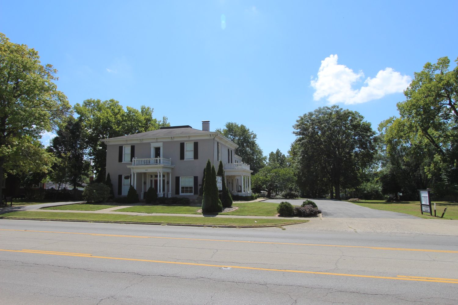 318 Main St, Shelbyville, IL 62565